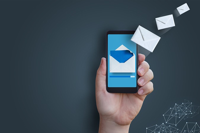 スマホからメールを送る